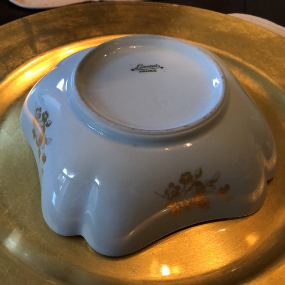 Limoges France Vintage Porcelain Candy/Trinket Gold trimmed & Floral design - Picture 3 of 8